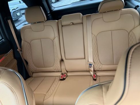 Used 2024 Jeep Grand Cherokee Summit image 21