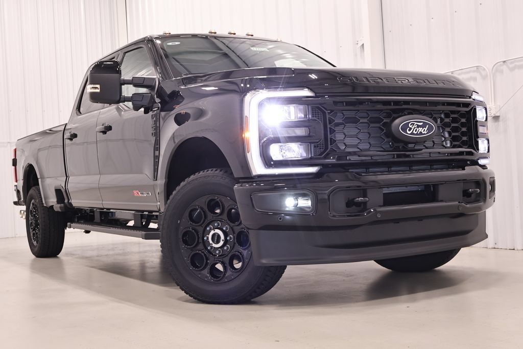 New 2027 Ford F350 Lariat w/ Black Appearance Package AWD/4WD image 44