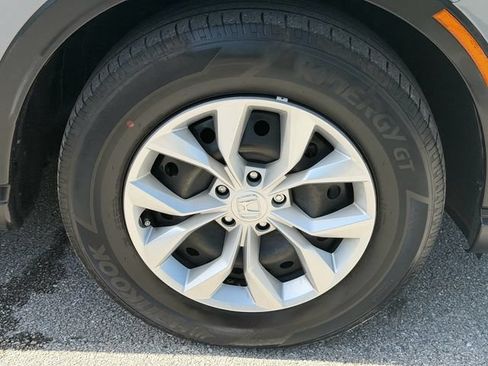 Used 2024 Honda CR-V LX image 8