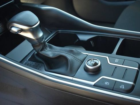 Certified 2023 Kia Sorento LX FWD image 20