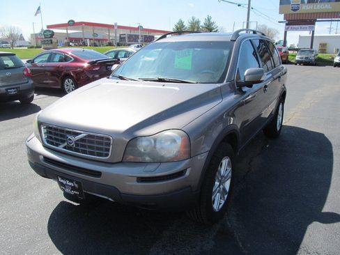 Used 2010 Volvo XC90 3.2 AWD/4WD image 1