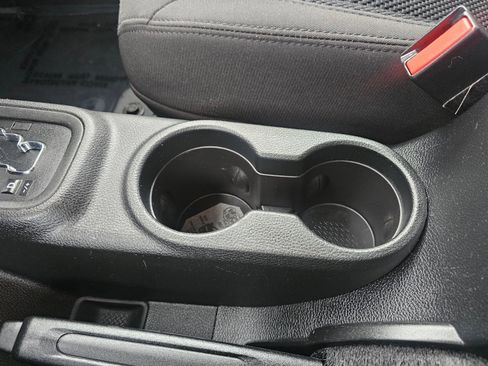 Used 2017 Jeep Wrangler Unlimited Sport image 10