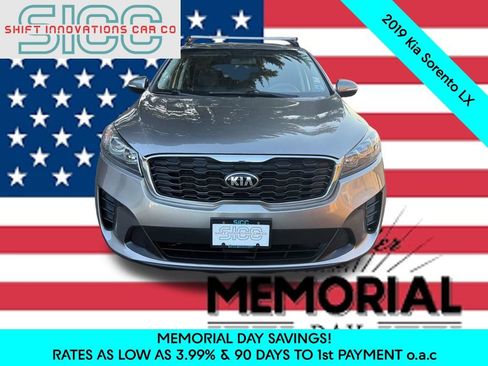 Used 2019 Kia Sorento FWD V6 image 2