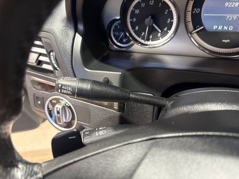 Used 2011 Mercedes-Benz E 550 Cabriolet image 94