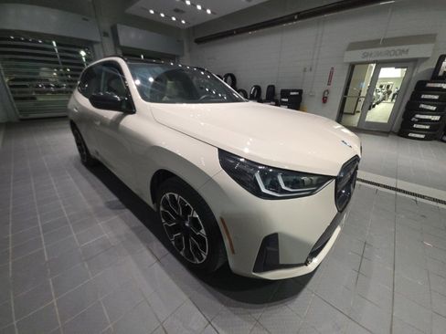 Used 2025 BMW X3 M50 w/ Premium Package image 27