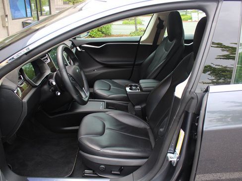 Used 2015 Tesla Model S 85D AWD/4WD image 21