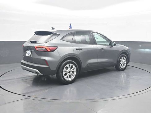 Used 2025 Ford Escape Active FWD image 8