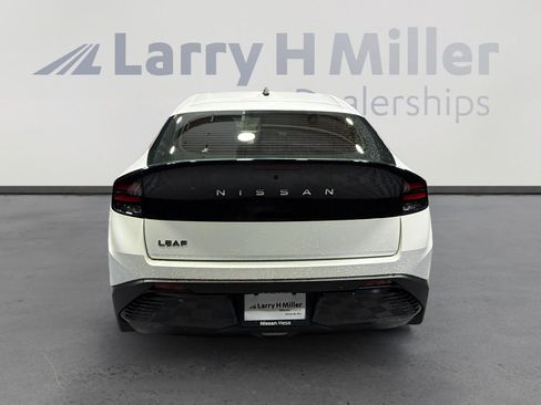 New 2026 Nissan Leaf SV+ image 4