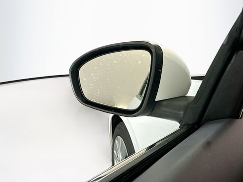 Used 2024 Nissan Sentra S FWD image 16