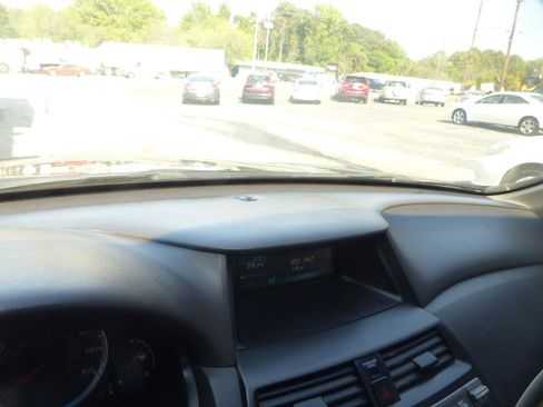 Used 2010 Honda Accord EX-L image 24
