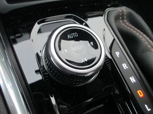 New 2026 GMC Canyon AT4 w/ Technology Plus Package image 24