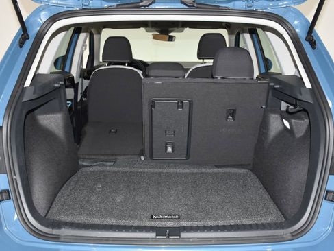 Used 2025 Volkswagen Taos S image 30