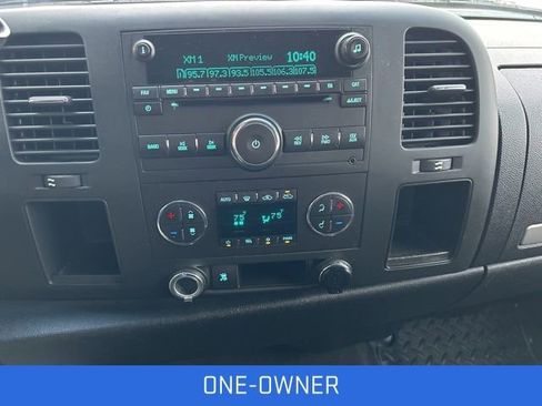 Used 2011 Chevrolet Silverado 2500 LT w/ Interior Plus Package image 3