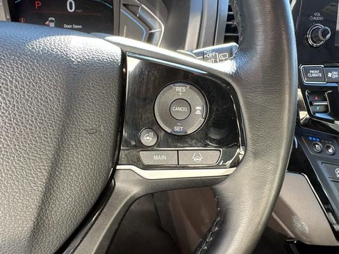 Used 2019 Honda Odyssey Elite image 18