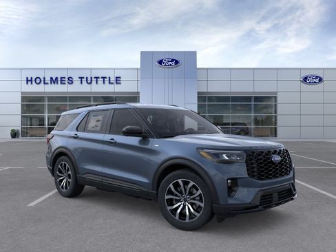 New 2026 Ford Explorer ST-Line AWD/4WD image 7