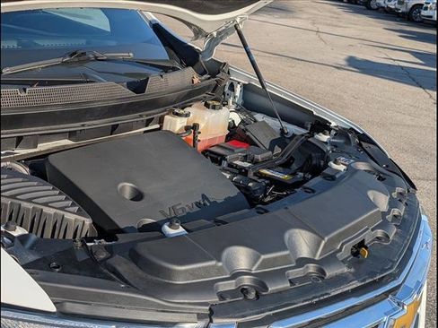 Used 2023 Chevrolet Traverse LT w/ LPO, Floor Liner Package image 24