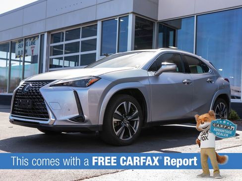 Used 2024 Lexus UX 250h AWD w/ Premium Package image 3