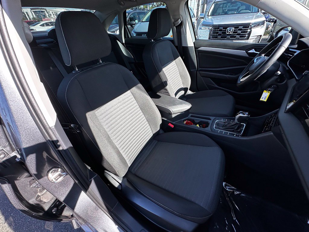 Used 2025 Volkswagen Jetta S FWD image 16