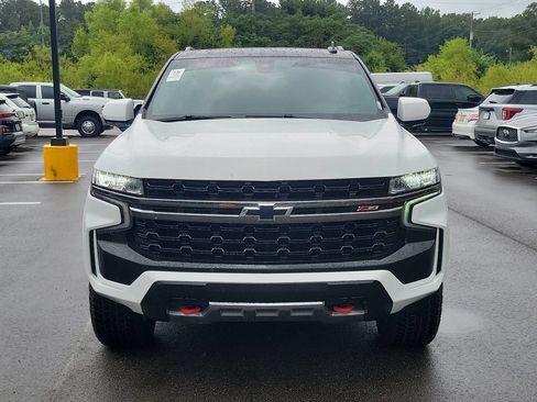 Used 2021 Chevrolet Suburban Z71 w/ Rear Media and Nav Package AWD/4WD image 8