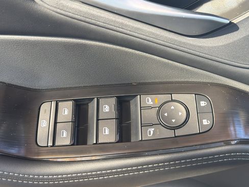 New 2026 Nissan Rogue SV image 17