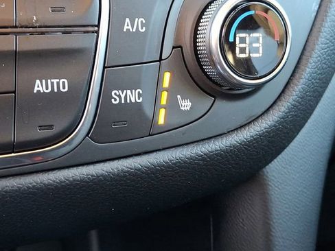 Used 2019 Chevrolet Equinox LT image 35