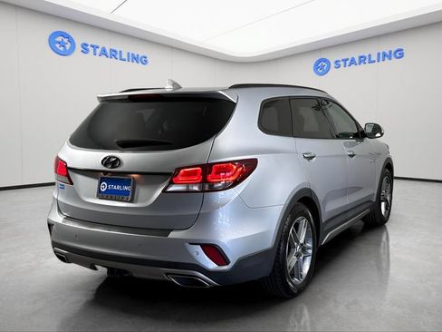 Used 2017 Hyundai Santa Fe Limited FWD image 8