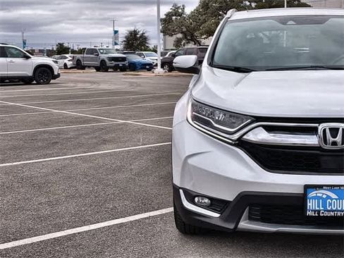 Used 2019 Honda CR-V Touring image 10