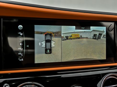 Used 2023 Rolls-Royce Ghost AWD/4WD image 38