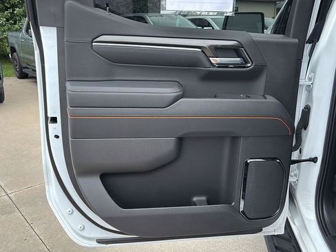 Used 2025 GMC Sierra 1500 AT4 w/ AT4 Premium Package AWD/4WD image 20