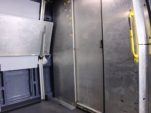 Used 2019 Mercedes-Benz Sprinter 170 image 30