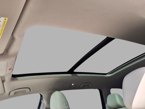 Used 2021 Volkswagen Atlas SEL Premium image 24