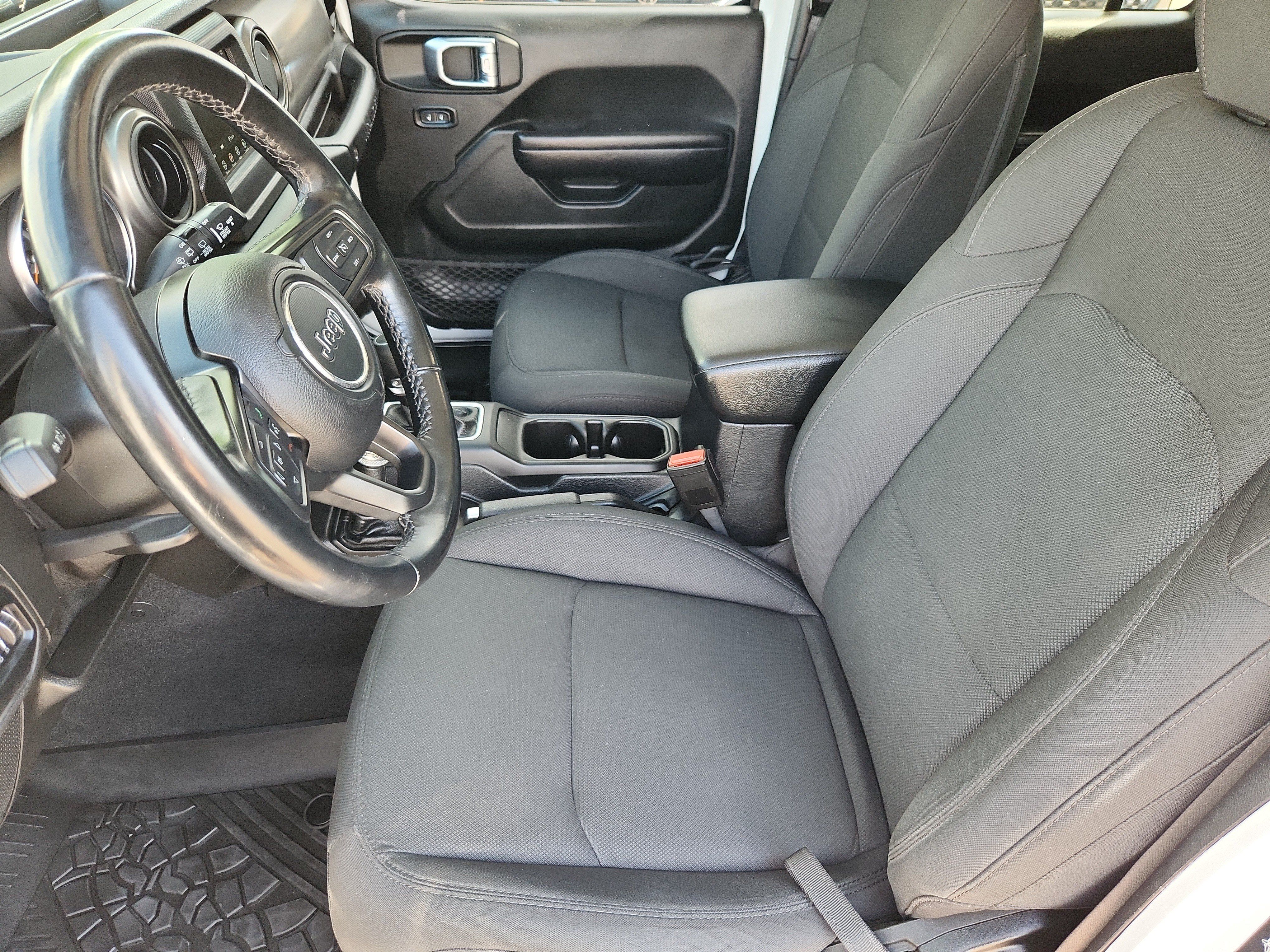 Used 2021 Jeep Wrangler Unlimited Sport AWD/4WD image 9