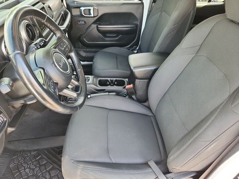 Used 2021 Jeep Wrangler Unlimited Sport AWD/4WD image 9