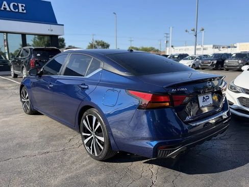 Used 2022 Nissan Altima 2.0 SR FWD image 4