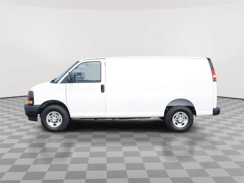 New 2026 Chevrolet Express 2500 w/ Driver Convenience Package RWD image 7