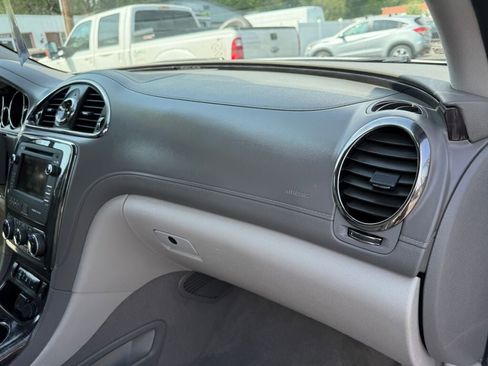 Used 2017 Buick Enclave Leather image 33