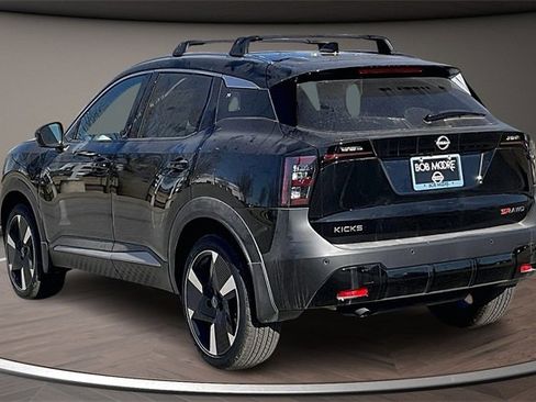 New 2026 Nissan Kicks SR w/ Cold Weather Package image 3