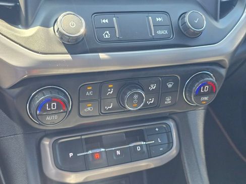 Used 2020 GMC Acadia AT4 w/ Driver Alert Package II AWD/4WD image 31