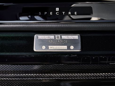 Used 2024 Rolls-Royce Spectre w/ Spectre Launch Package AWD/4WD image 41