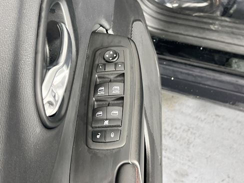 Used 2022 Jeep Cherokee Trailhawk w/ Sound & Nav Group AWD/4WD image 18