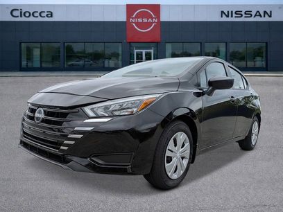 New 2025 Nissan Versa S w/ Trunk Package