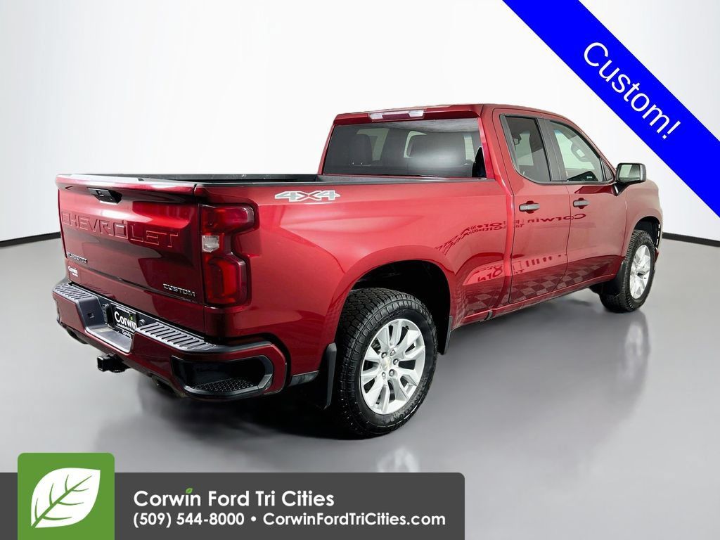 Used 2019 Chevrolet Silverado 1500 Custom w/ Custom Convenience Package AWD/4WD image 14