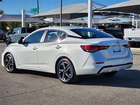 Used 2024 Nissan Sentra SV image 5