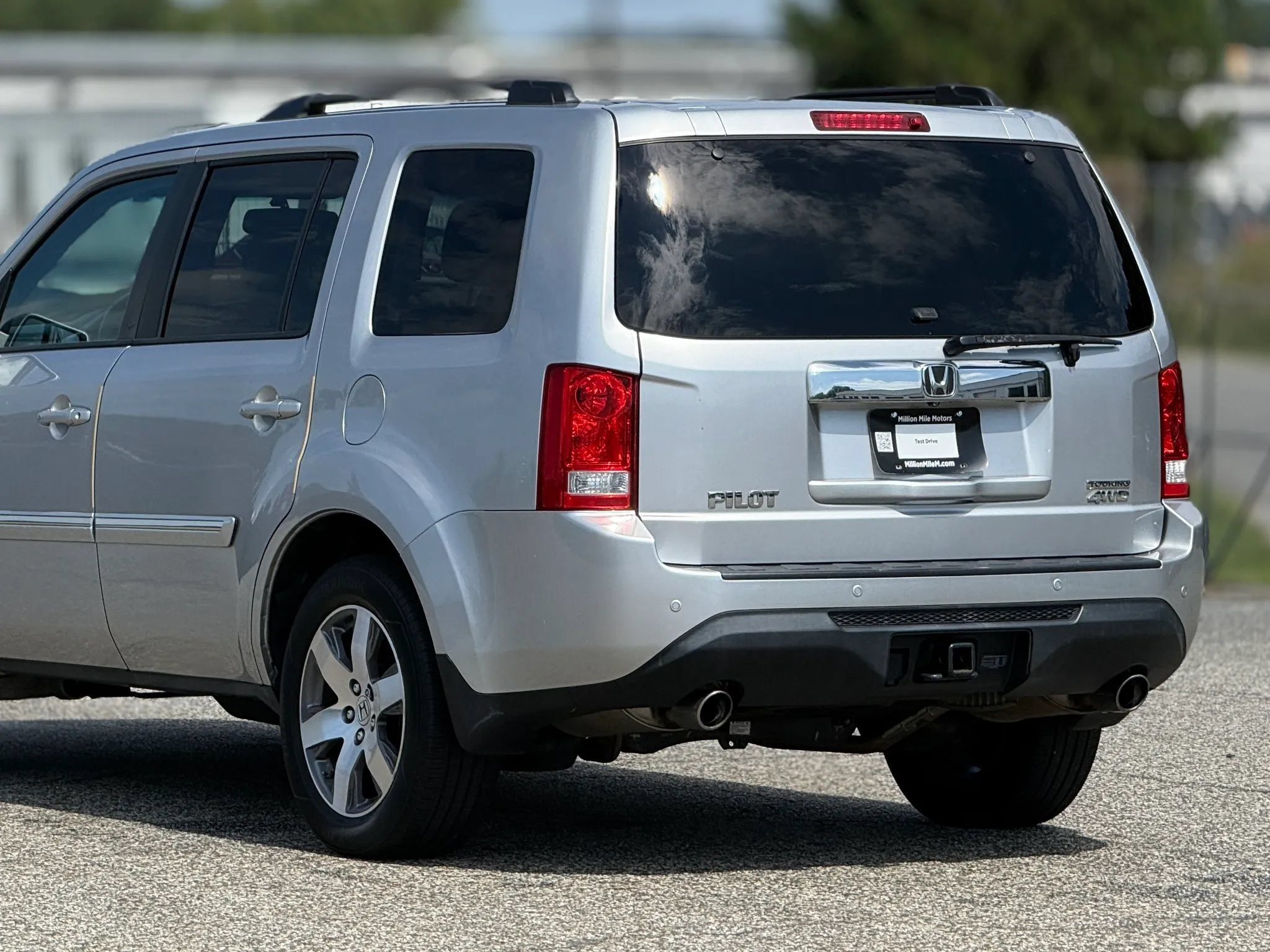 Used 2014 Honda Pilot Touring image 16