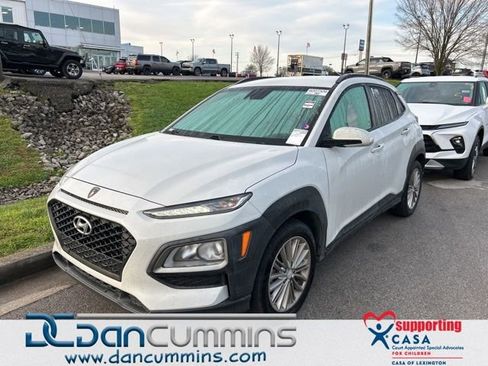 Used 2021 Hyundai Kona SEL image 1