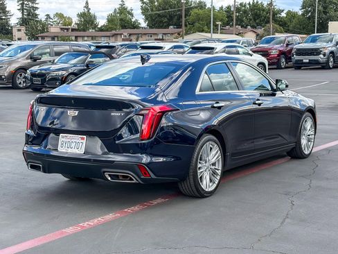Used 2021 Cadillac CT4 Premium Luxury RWD image 4