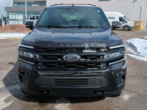 Used 2023 Ford Expedition Max Limited image 3