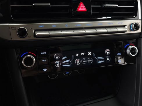 New 2026 Genesis G70 2.5T Prestige AWD/4WD image 24