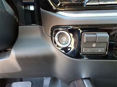 New 2026 GMC Sierra 1500 SLT w/ SLT Premium Plus Package image 17