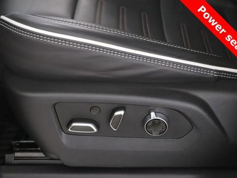 Used 2025 GMC Sierra 2500 AT4X image 20